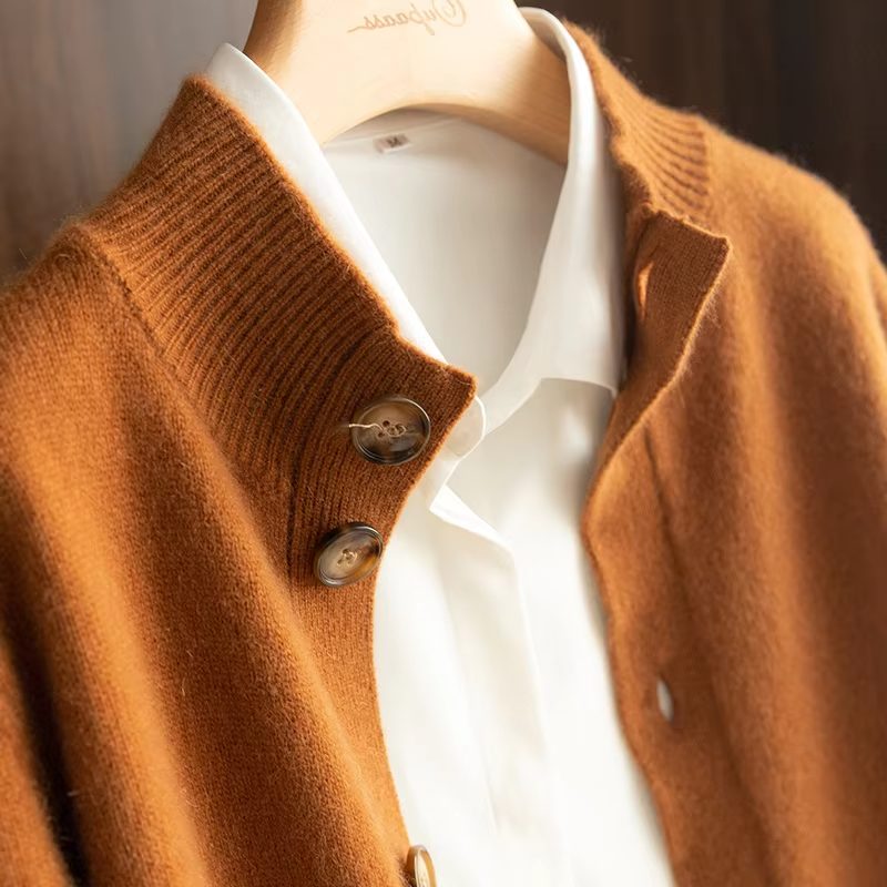 Cashmere Button-Down Cardigan with Ribbed Knit Collar for Women