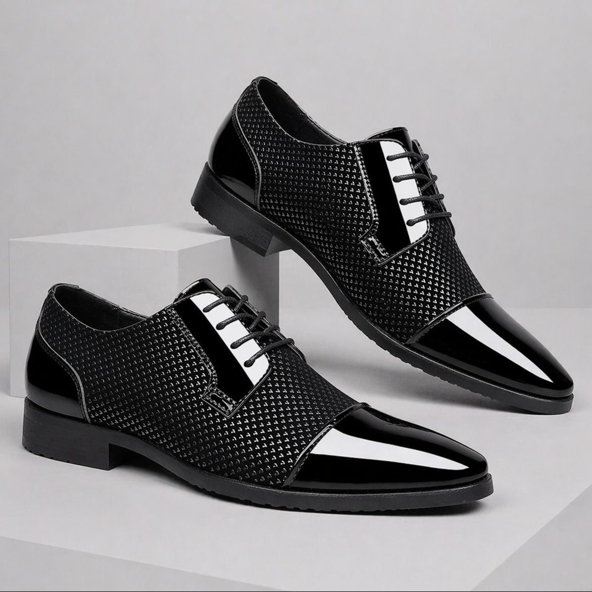 Patent Leather Pointed Toe Lace-Up Oxford Shoes for Men