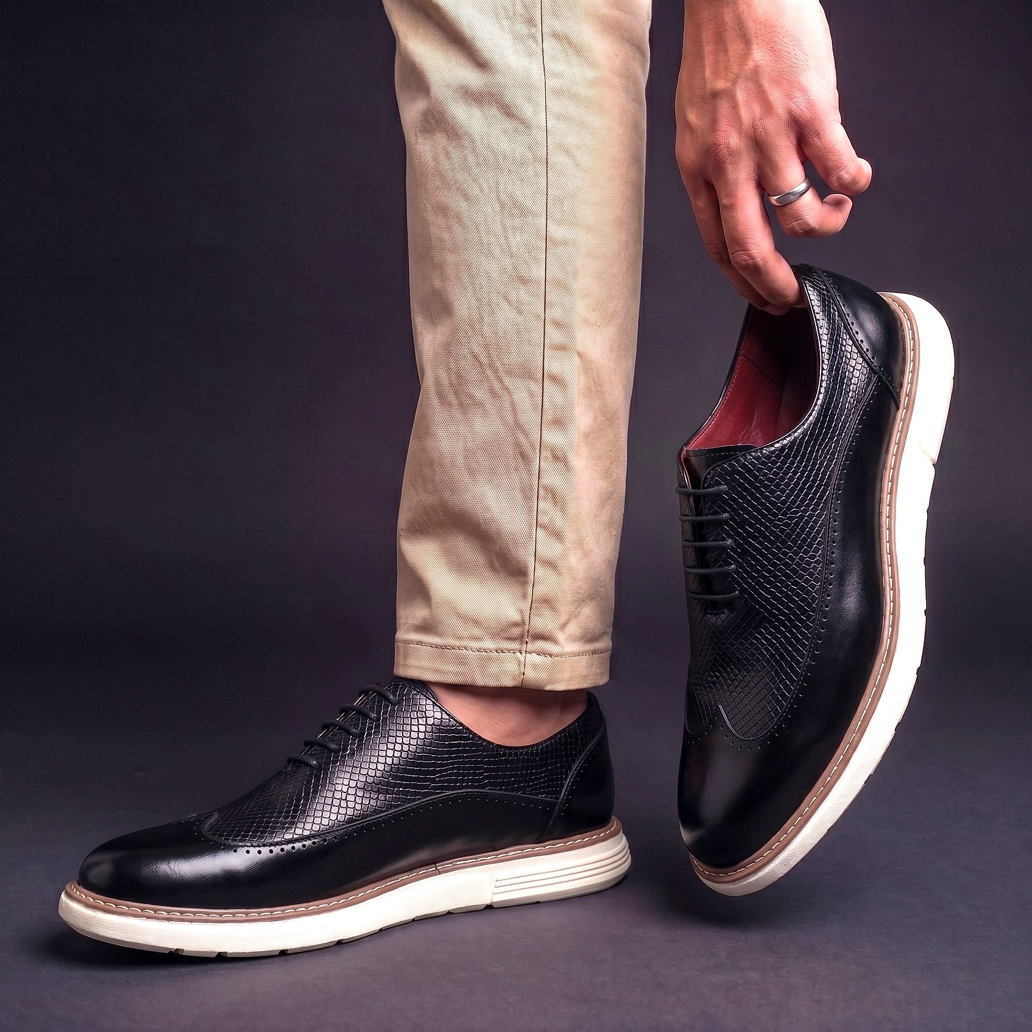 Wingtip Brogue Textured Leather Oxford Shoes for Men - View 8