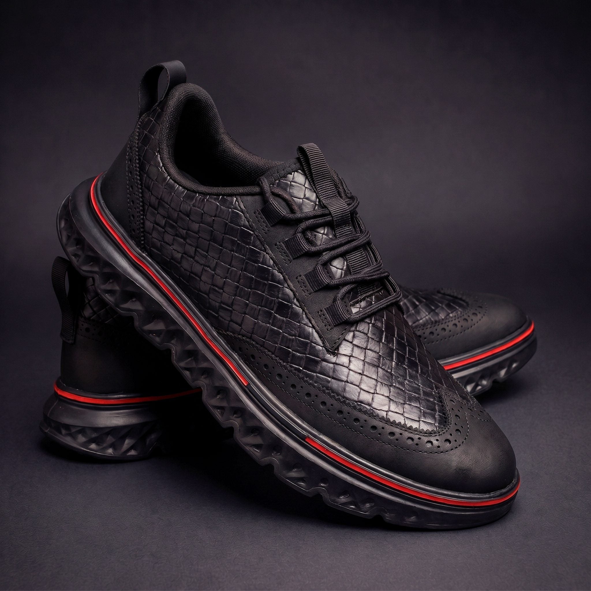 Woven Wingtip Lace-Up Leather Shoes for Men - Black